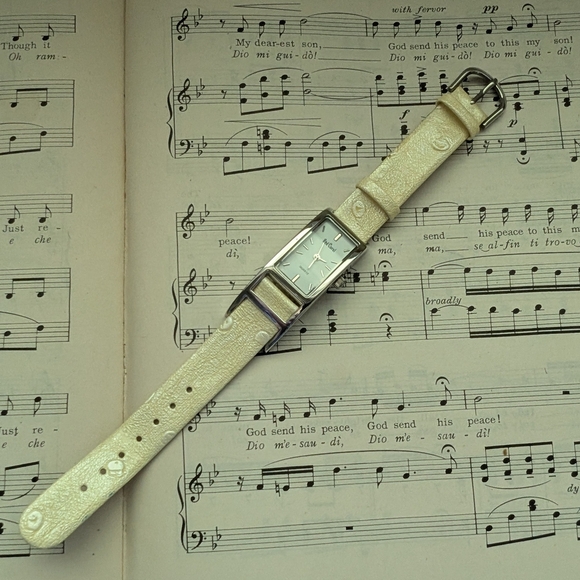 Men's Silver and Cream Watch - Picture 12 of 12